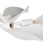 Потолочный светильник с плафонами в виде белых лепестков Delicate Flower варинант исполнения - 1 | Loft Concept в Волгограде