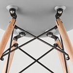 Пластиковый стул на ножках из массива бука Eames Cappuccino варинант исполнения - 9 | Loft Concept в Волгограде