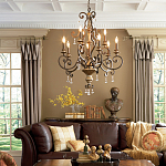 Люстра с подвесками из прозрачного стекла на кованом каркасе бронзового цвета в классическом стиле Quoizel варинант исполнения - 2 | Loft Concept в Волгограде