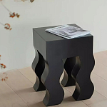 Дизайнерский журнальный стол чёрный с ножками волнистой формы Egopi варинант исполнения - 1 | Loft Concept в Волгограде