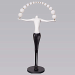 Торшер черно-белая статуэтка Девушка Girl Carries Light Balls варинант исполнения - 4 | Loft Concept в Волгограде