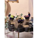 Чаша темно-синего цвета из фарфора с разноцветной птичкой Eden Garden porcelain and bronze варинант исполнения - 7 | Loft Concept в Волгограде