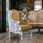 Кресло из массива бука бежевое с растительным орнаментом Raffael Beige Floral Armchair варинант исполнения - 7 | Loft Concept в Волгограде