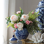 Ваза округлой формы с синей росписью и цветочным узором Blue & White Ornament варинант исполнения - 3 | Loft Concept в Волгограде