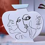 Ваза плоская белая с абстрактными черными линиями в форме лиц Faces of Imagination варинант исполнения - 4 | Loft Concept в Волгограде