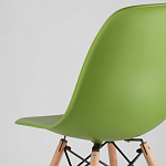 Пластиковый стул на ножках из массива бука Eames Green варинант исполнения - 3 | Loft Concept в Волгограде
