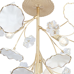 Потолочный светильник с золотыми ветвями и белыми лепестками на круглом рельефном основании Wintery flovers варинант исполнения - 2 | Loft Concept в Волгограде