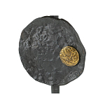 Столик приставной с абстрактным основанием и акцентом в виде золотистого диска Heavenly Space варинант исполнения - 5 | Loft Concept в Волгограде