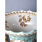 Ваза из голубого фарфора с рисунком птиц и цветов и декоративными элементами Blue Garden варинант исполнения - 8 | Loft Concept в Волгограде