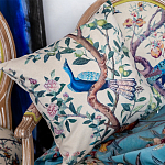Подушка декоративная с изображением птицы в саду Beige Chinoiserie Blue Bird in the Garden Cushion варинант исполнения - 2 | Loft Concept в Волгограде