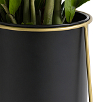 Кашпо из металла и латуни Elegance Elevated Planters черное варинант исполнения - 4 | Loft Concept в Волгограде