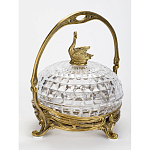 Конфетница из прозрачного рельефного стекла с ручкой и фигуркой лебедя Eden Garden варинант исполнения - 3 | Loft Concept в Волгограде