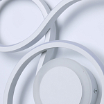 Бра белого цвета с изогнутыми световыми линиями и круглым основанием Luke Lampco Tracer Lamp варинант исполнения - 5 | Loft Concept в Волгограде