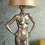 Лампа MANNEQUIN LAMP с абажуром руки на талии варинант исполнения - 8 | Loft Concept в Волгограде