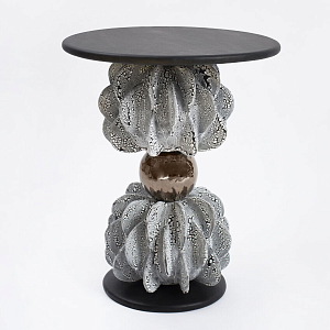Керамический столик из серии «Сны дракона»