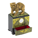 Часы настольные с декором в виде медведя и выдвижным ящиком из натурального камня Змеевик Bear Stone Clock варинант исполнения - 3 | Loft Concept в Волгограде