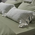 Чехол на подушку мятного цвета с бахромой и объемным узором Ethnic mix варинант исполнения - 5 | Loft Concept в Волгограде