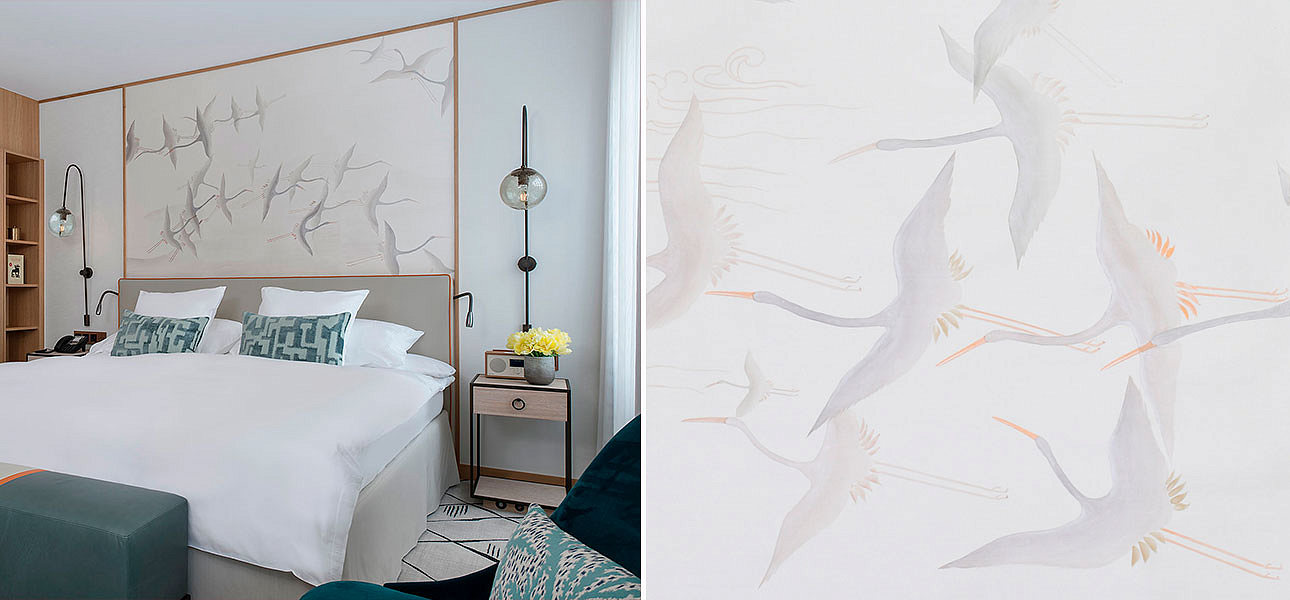 Обои ручная роспись Cranes Scroll Original colourway on Natural Mica metallic silk Обои ручная роспись Cranes Scroll Original colourway on Natural Mica metallic silk - Loft-Concept в Волгограде