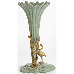 Ваза зеленая фарфоровая с волнистым краем с бронзовой фигуркой журавля Eden Garden  варинант исполнения - 3 | Loft Concept в Волгограде