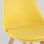 Стул с основой из пластика и мягким сиденьем Arvika Yellow варинант исполнения - 7 | Loft Concept в Волгограде