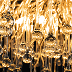 Люстра подвесная с прозрачными стеклянными подвесками в форме капель Диаметр 80 см Droplet Chandelier варинант исполнения - 17 | Loft Concept в Волгограде