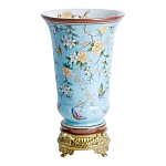 Ваза из голубого фарфора с бронзовыми элементами Blue Garden варинант исполнения - 1 | Loft Concept в Волгограде
