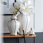 Ваза с золотыми полосами на белом фоне Chinoiserie Ceramics варинант исполнения - 2 | Loft Concept в Волгограде