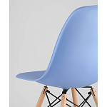 Пластиковый стул на ножках из массива бука Eames Blue варинант исполнения - 3 | Loft Concept в Волгограде