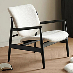 Кресло с каркасом и ножками из древесины и мягкими сиденьем и спинкой Venice варинант исполнения - 2 | Loft Concept в Волгограде