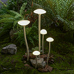 Уличный светильник с пятью матовыми плафонами в форме грибов на высоких изогнутых ножках Mushroom Shape варинант исполнения - 1 | Loft Concept в Волгограде