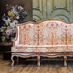 Трехместный диван из массива бука бежевый с растительным орнаментом Raffael Renaissance Beige Sofa варинант исполнения - 10 | Loft Concept в Волгограде