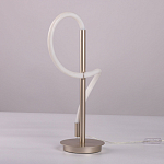 Настольная лампа белым изогнутым плафоном на круглой подставке Luke Lampco Tracer Lamp варинант исполнения - 8 | Loft Concept в Волгограде