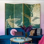 Обои ручная роспись в стиле Арт-деко Whistler Peacocks Original colourway on green painted silk варинант исполнения - 1 | Loft Concept в Волгограде