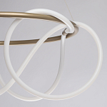 Люстра подвесная круглая золотого цвета с белыми изогнутыми световыми линиями Luke Lampco Tracer Lamp варинант исполнения - 6 | Loft Concept в Волгограде