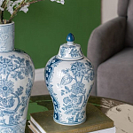 Ваза с крышкой и голубым цветочным рисунком на белом фоне Blue & White Ornament варинант исполнения - 4 | Loft Concept в Волгограде