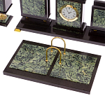 Настольный письменный набор из нефрита на ножках Executive Recruitment варинант исполнения - 2 | Loft Concept в Волгограде