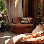 Кушетка круглая с обивкой из велюра коричневая Milky Brown Chair варинант исполнения - 8 | Loft Concept в Волгограде