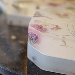 Шкатулка из эпоксидной смолы с цветами белая Epoxy Resin Square Box White варинант исполнения - 6 | Loft Concept в Волгограде