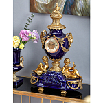 Часы настольные из темно-синего фарфора с бронзовыми фигурками и декоративными элементами Eden Garden варинант исполнения - 4 | Loft Concept в Волгограде