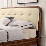 Кровать двуспальная с каркасом из дерева и мягким изголовьем Moon Walnut Bed варинант исполнения - 2 | Loft Concept в Волгограде