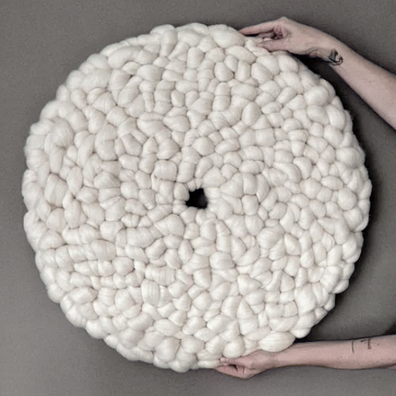 Панно на стену из шерсти мериноса Белый Круг  Бежевый в Волгограде | Loft Concept 