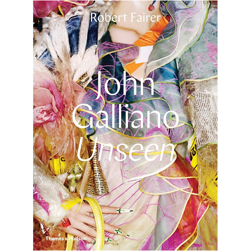 John Galliano: Unseen John Galliano: Unseen в Волгограде | Loft Concept