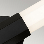 Бра для ванных комнат вертикальное с длинным белым матовым плафоном в форме шестиугольника на круглом основании Hinkley варинант исполнения - 17 | Loft Concept в Волгограде