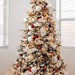 Заснеженная Новогодняя Ель с золотыми листьями и цветами в комплекте варинант исполнения - 1 | Loft Concept в Волгограде