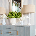 Настольная лампа с белым каркасом и тканевым абажуром Natural Stems варинант исполнения - 3 | Loft Concept в Волгограде