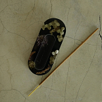 Подставка под благовония из эпоксидной смолы с цветами черная Epoxy Resin Flowers Incense Oval Stand Black варинант исполнения - 3 | Loft Concept в Волгограде