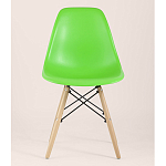 Пластиковый стул на ножках из массива бука Eames Light Green варинант исполнения - 4 | Loft Concept в Волгограде