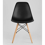 Пластиковый стул на ножках из массива бука Eames Black варинант исполнения - 4 | Loft Concept в Волгограде