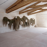 Большая дизайнерская Инсталляция из соломы RAFFIA Installation  варинант исполнения - 6 | Loft Concept в Волгограде