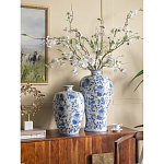 Ваза фарфоровая с узким горлышком и синими цветочными мотивами Independence варинант исполнения - 6 | Loft Concept в Волгограде